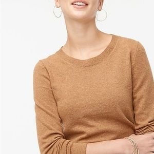 J. Crew women’s crew neck sweater. Size medium.
